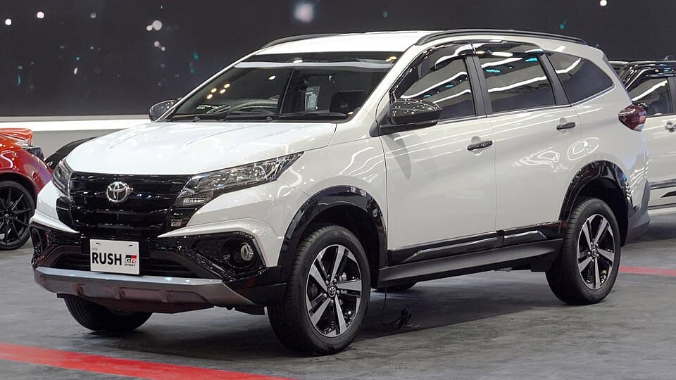 Sewa Toyota Rush 1.5 S 2023 SUV 7 Seater Jakarta