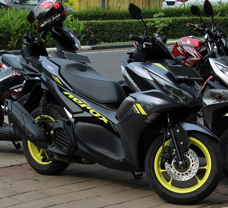 Sewa Yamaha Aerox 155 2024 ABS Connected Jakarta