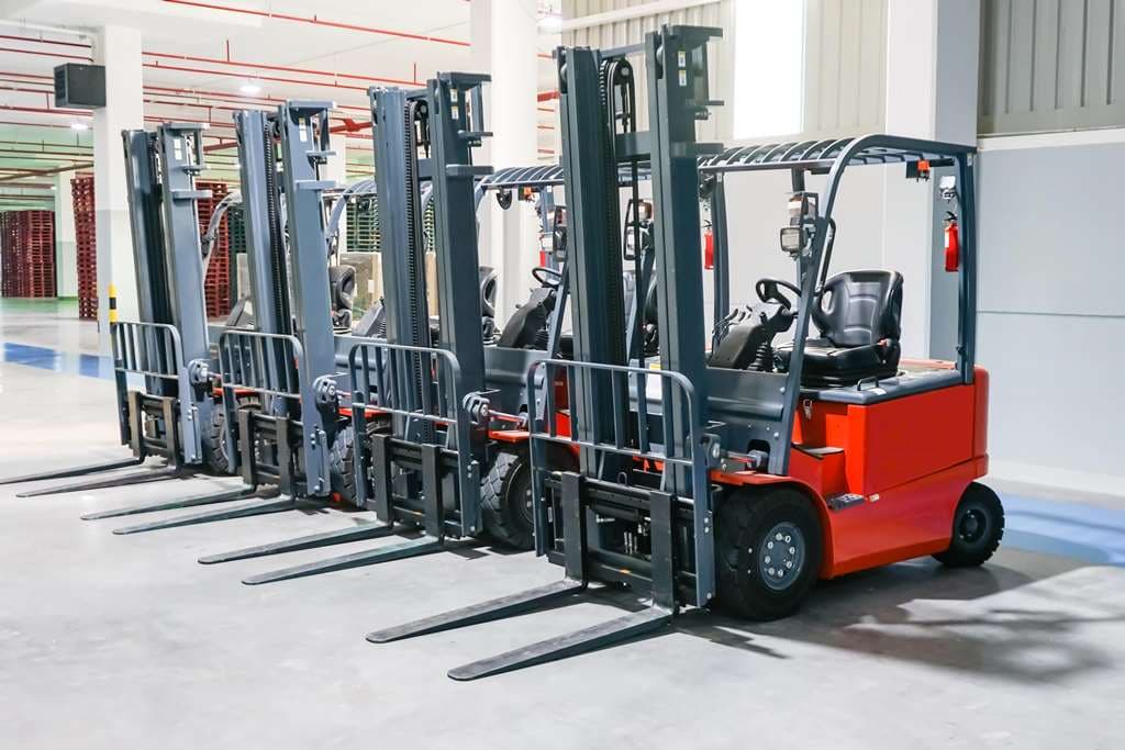 08_forklift.jpg