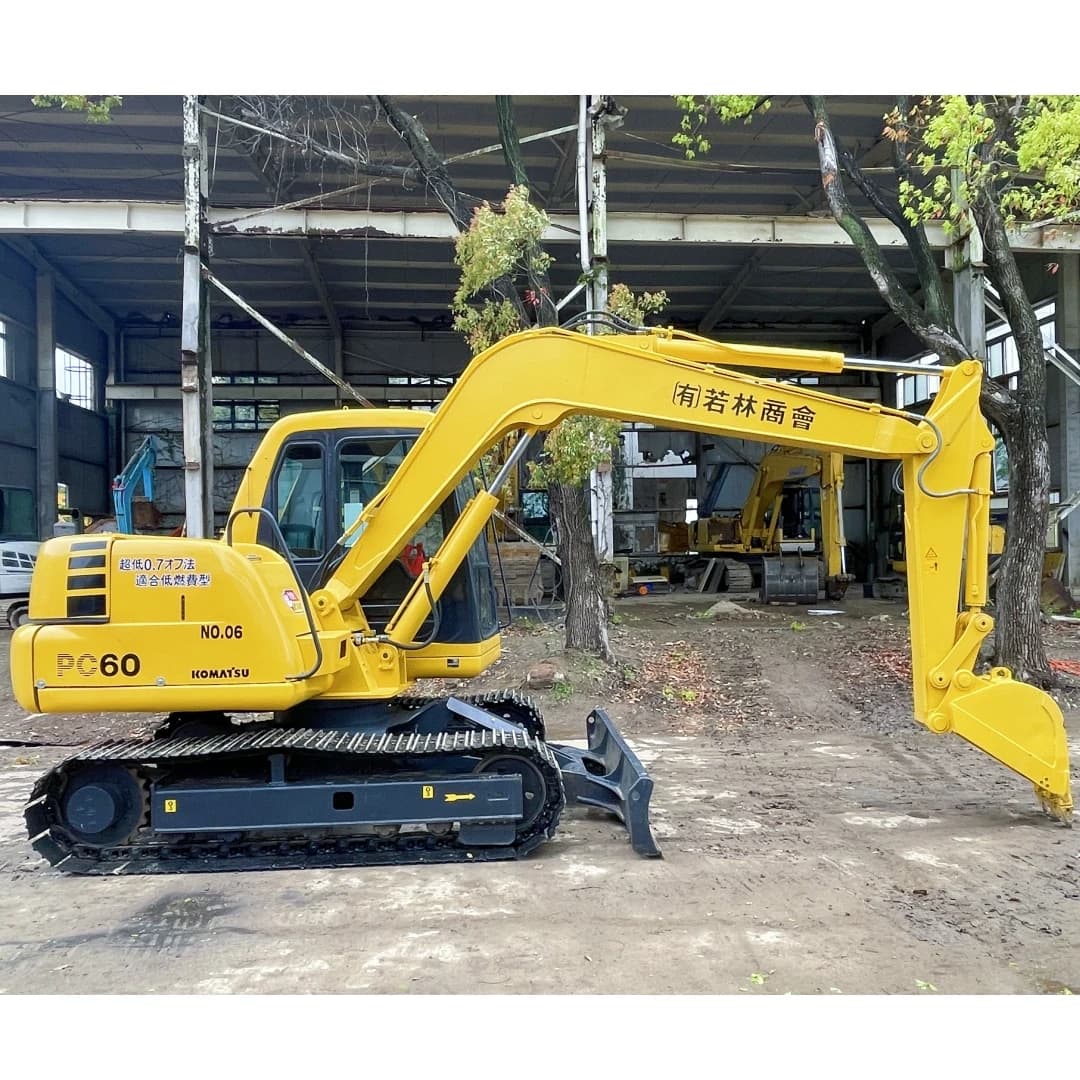 Komatsu_PC60.jpg