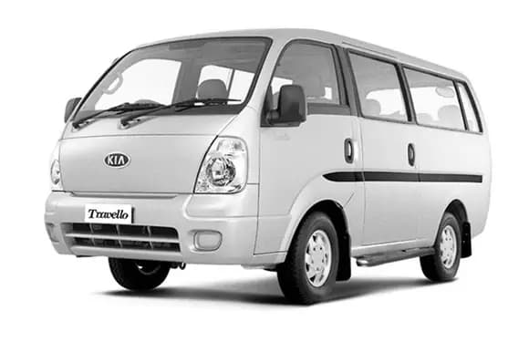 KIA Travello sewa Mobil Jakarta