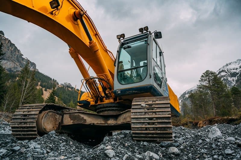 Crawler Excavator 20 Ton Heavy Equipment rental Tangerang