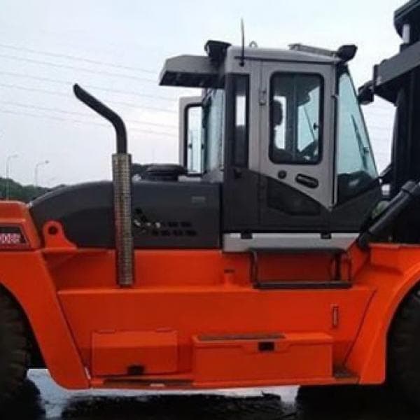 Forklift Doosan 30 Ton sewa Alat Berat Jakarta