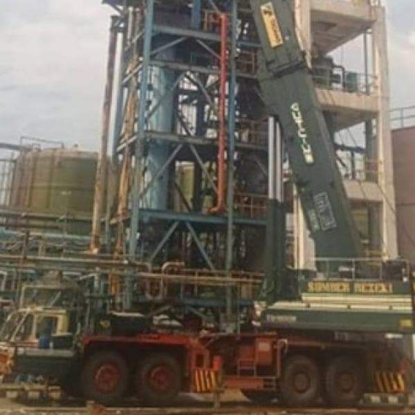Mobile Crane Tadano 160 Ton sewa Alat Berat Jakarta