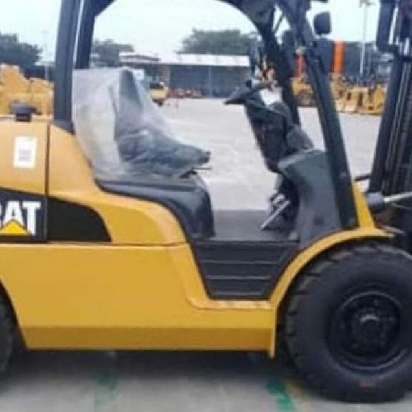 Forklift CAT 5 Ton sewa Alat Berat Jakarta
