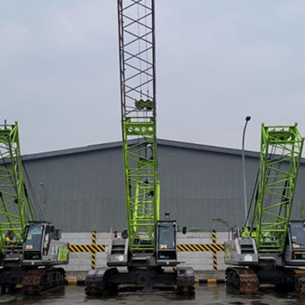 Crawler Crane Zoomlion sewa Alat Berat Jakarta
