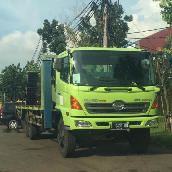 Self Loader sewa Alat Berat Jakarta