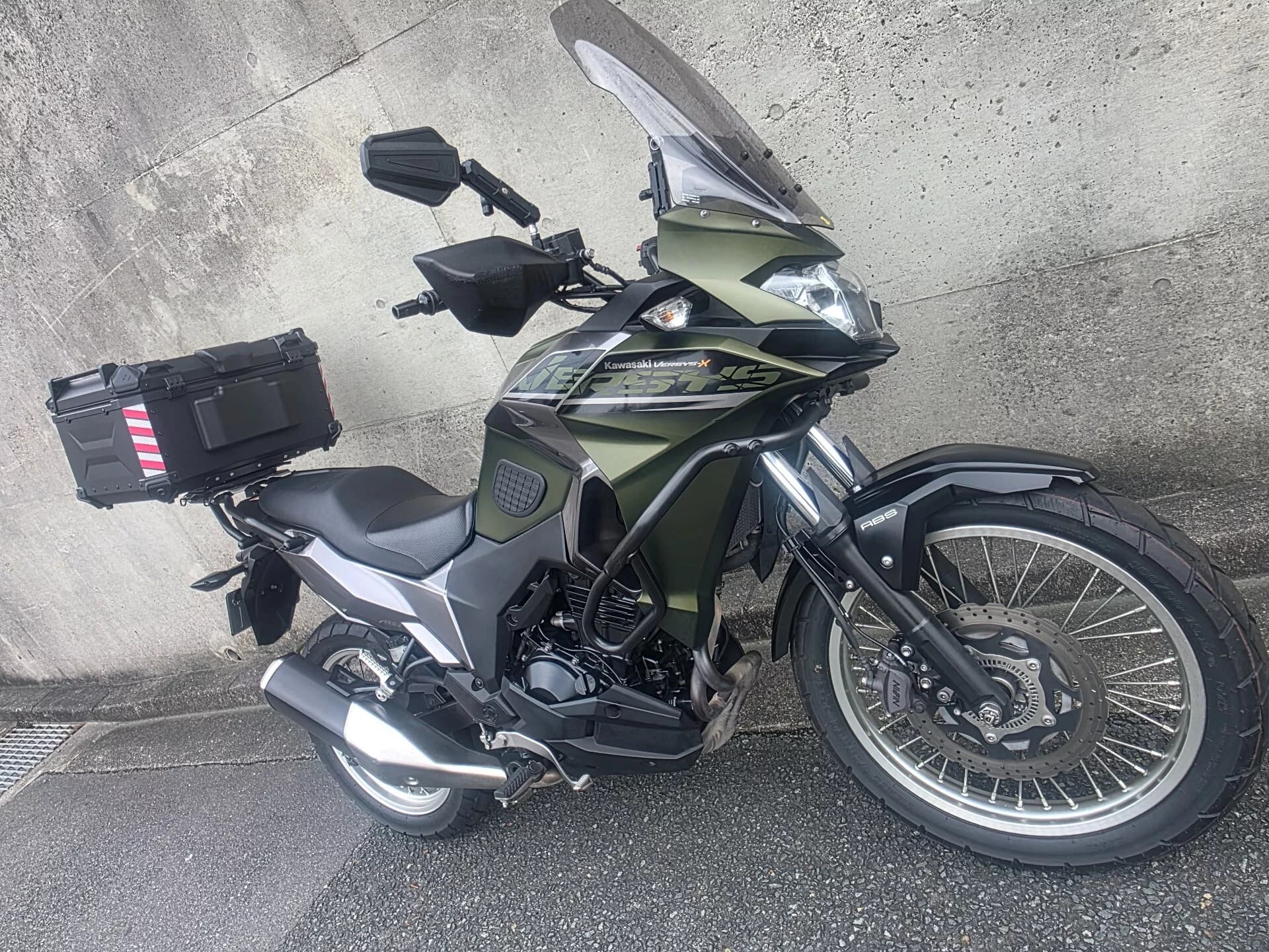 Kawasaki Versys 250 ABS sewa Motor Medan