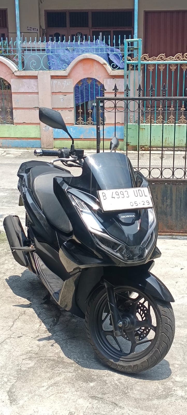 All New PCX Hitam (B UDL) Motorcycle rental Jakarta