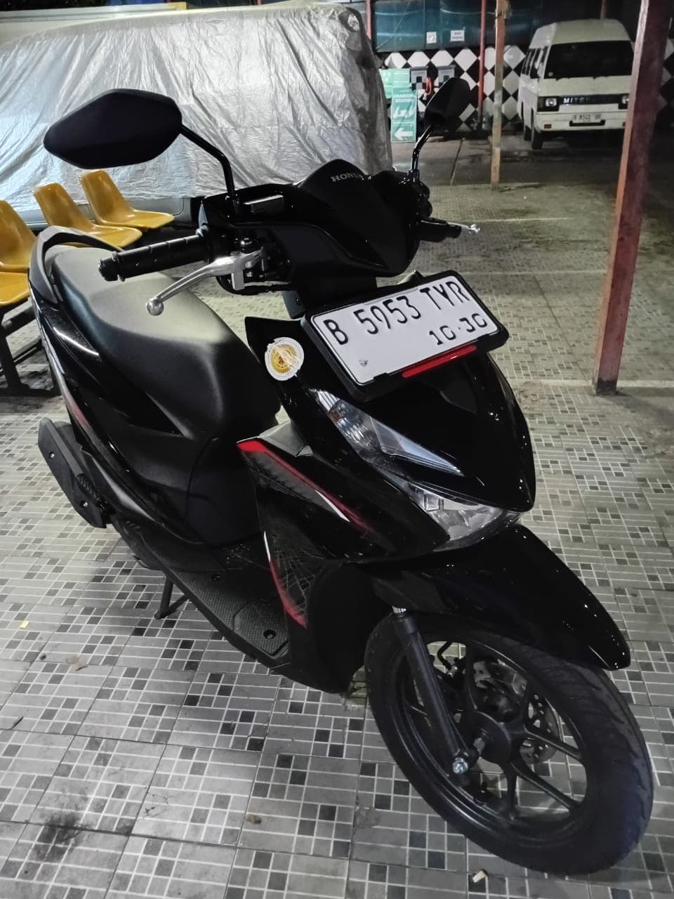 Beat New CBS ISS (B TYR) Motorcycle rental Jakarta