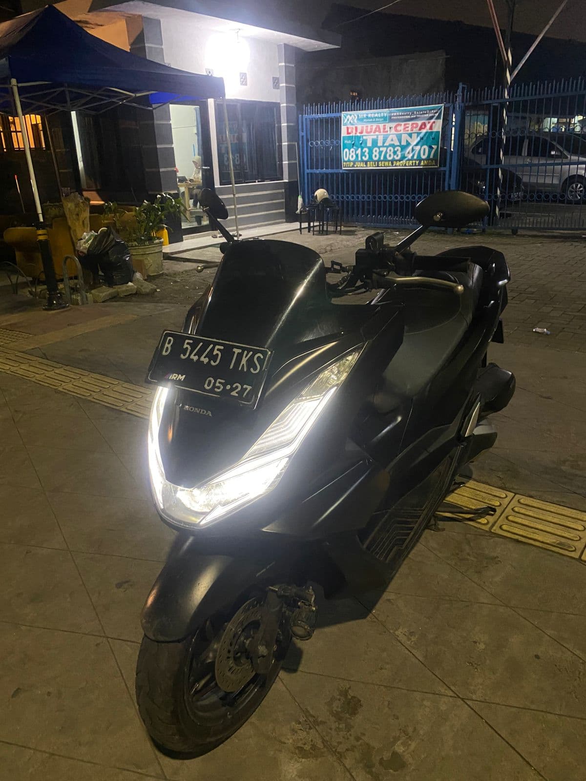 Honda PCX CBS 2022 (B 5445 TKS) Motorcycle rental Jakarta